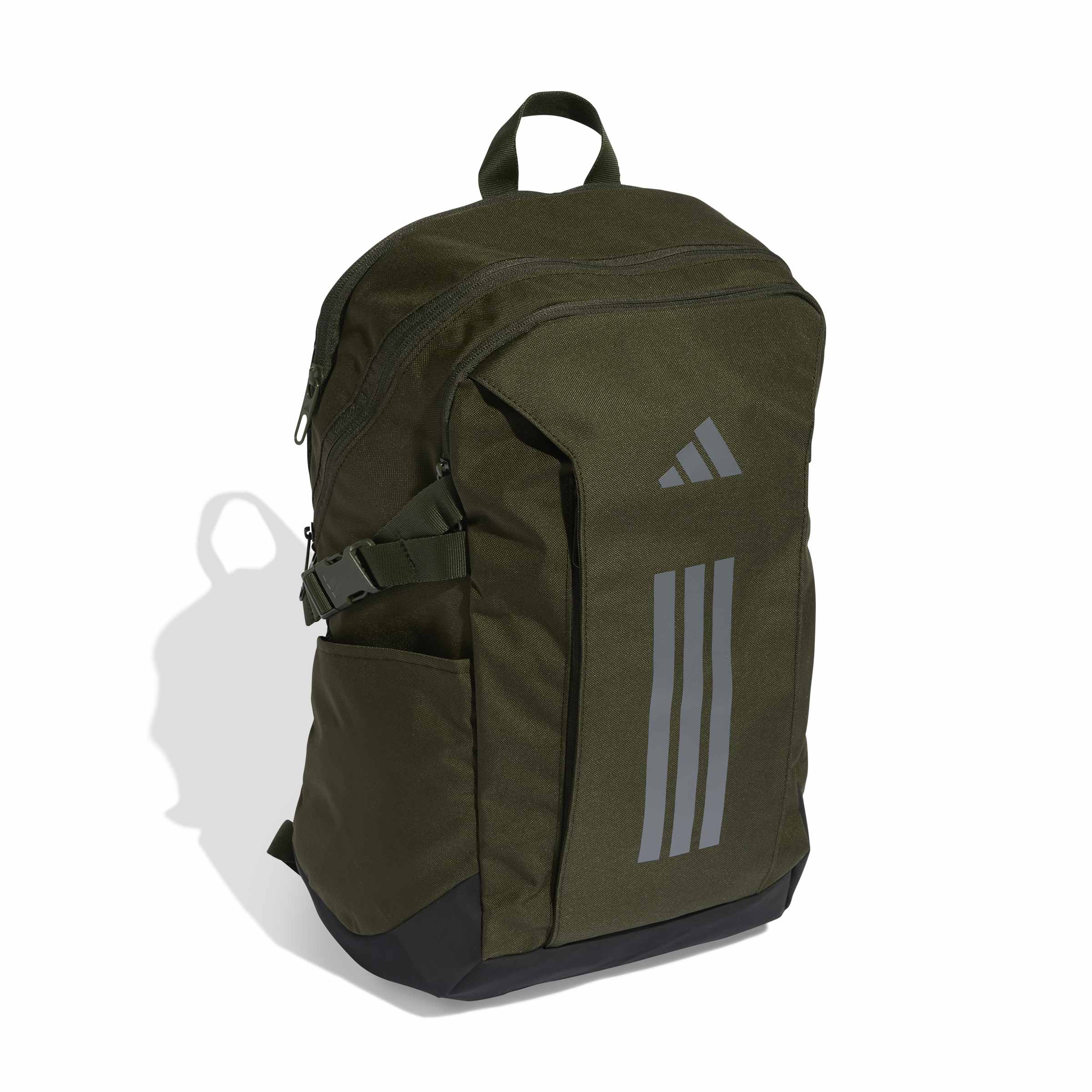Mochila Adidas Evolution verde militar vista lateral esquerda com logo e listras